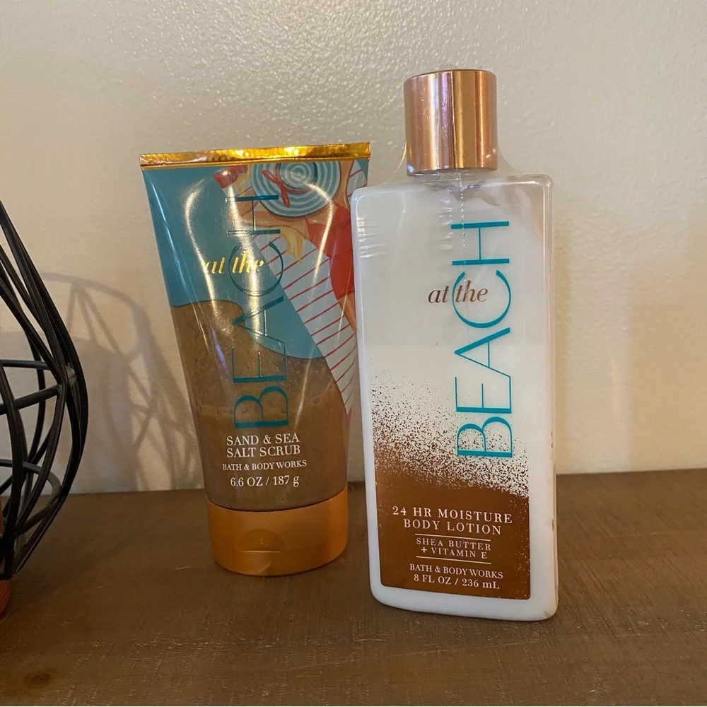 Bath and body works scrub - Picture 2 of 2